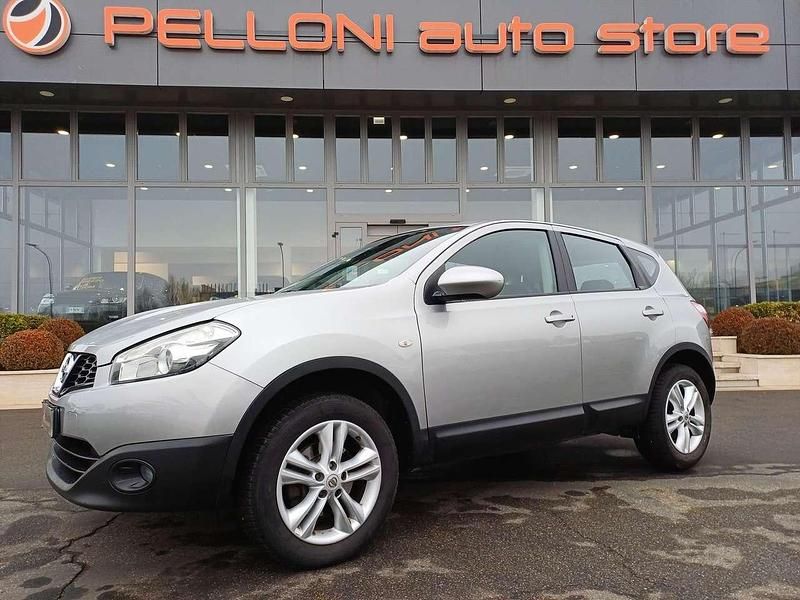 Usata Nissan Qashqai Acenta 115 CV (84 kW) 2010 Argento SUV