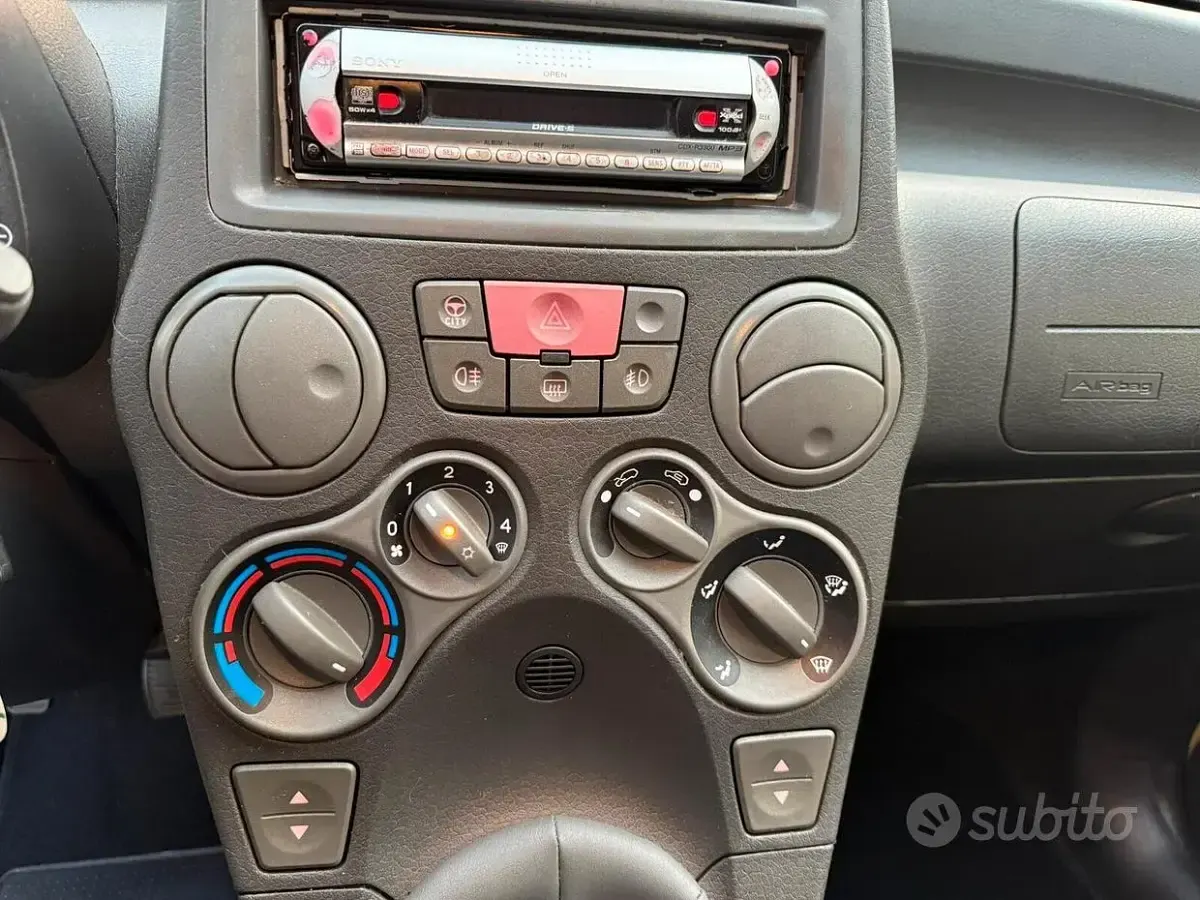 Usata Fiat Panda Dynamic 69 CV (50 kW) 2010 Giallo Utilitaria