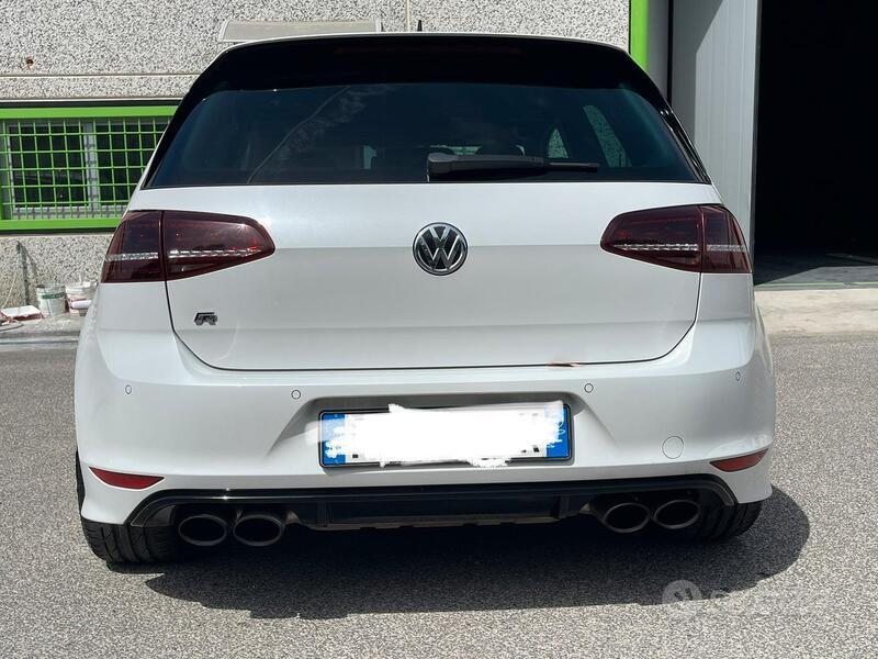 Usato 2014 VW Golf VII 2.0 Benzin 300 CV (22.000 €)