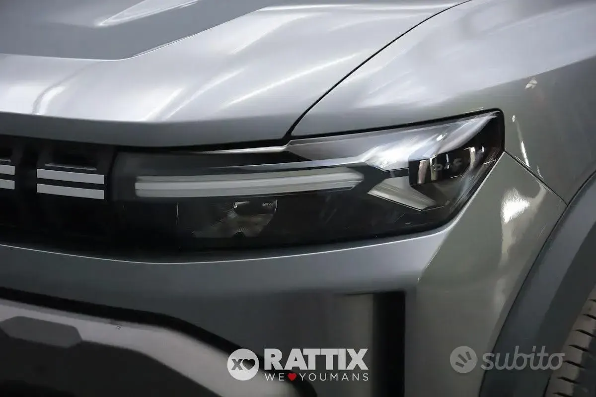 Nuova Dacia Duster 140 CV (102 kW) 2026 Grigio SUV
