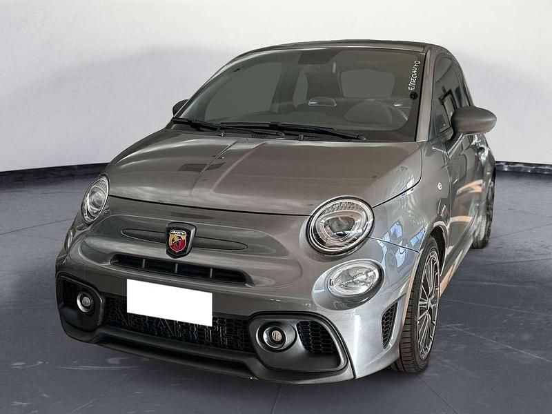 Grigio Usata 2023 Abarth 595 Tre volumi | 20.900 € (Buon prezzo) - Immagine 1/4