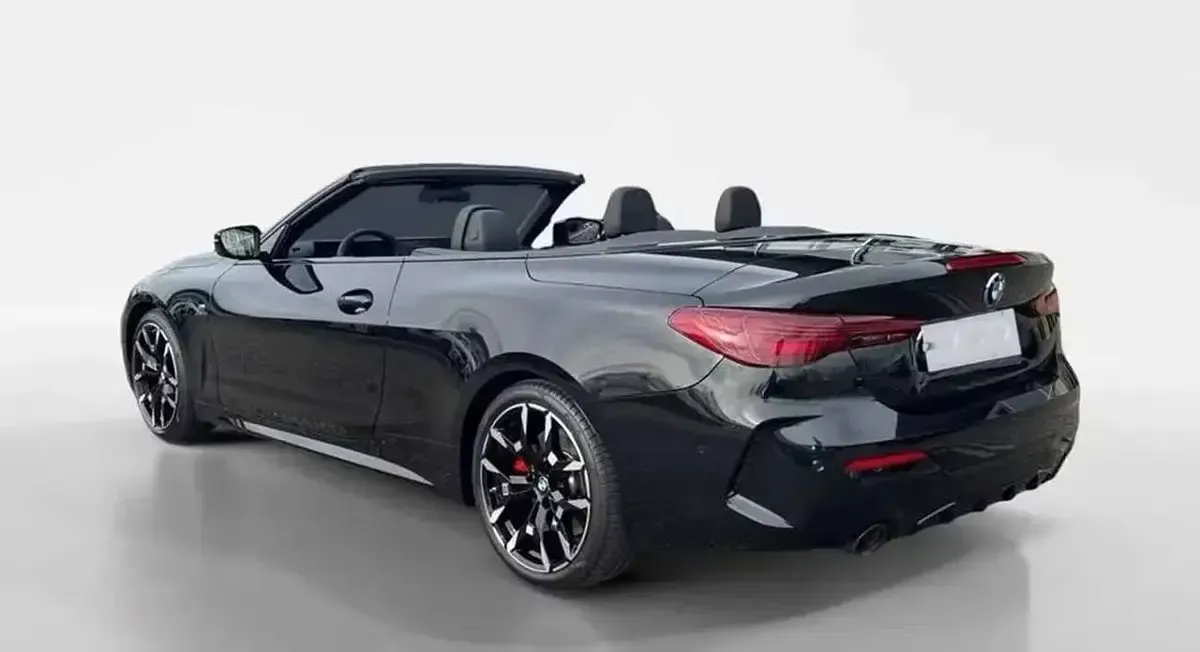 Usata BMW 420 Cabriolet M Sport 184 CV (135 kW) 2025 Nero zaffiro Cabrio