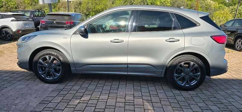 Usata Ford Kuga ST-Line 120 CV (88 kW) 2021 Grigio SUV
