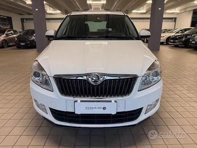 Usata Skoda Roomster Ambition 75 CV (55 kW) 2013 Bianco Monovolume