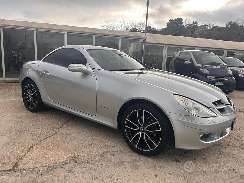 Usata Mercedes SLK200 2005 Grigio Cabrio