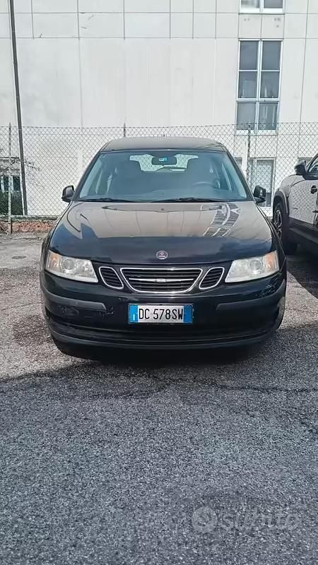 Usata Saab 9-3 Linear 120 CV (88 kW) 2006 Nero Station wagon
