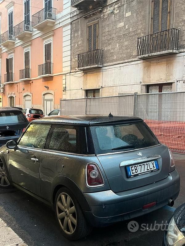 Usata Mini ONE 75 CV (55 kW) 2010 Grigio Utilitaria