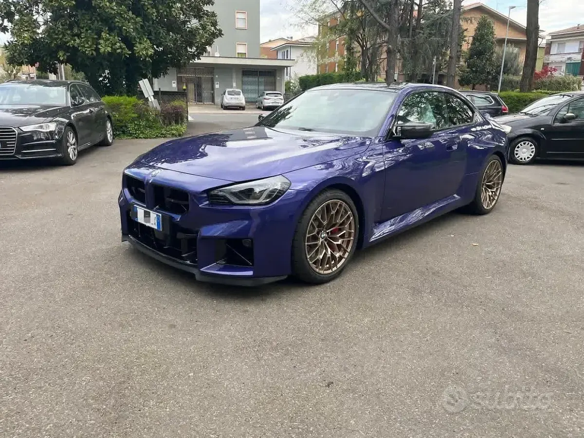 Usata BMW M2 M Sport 530 CV (389 kW) 2025 Viola Coupé