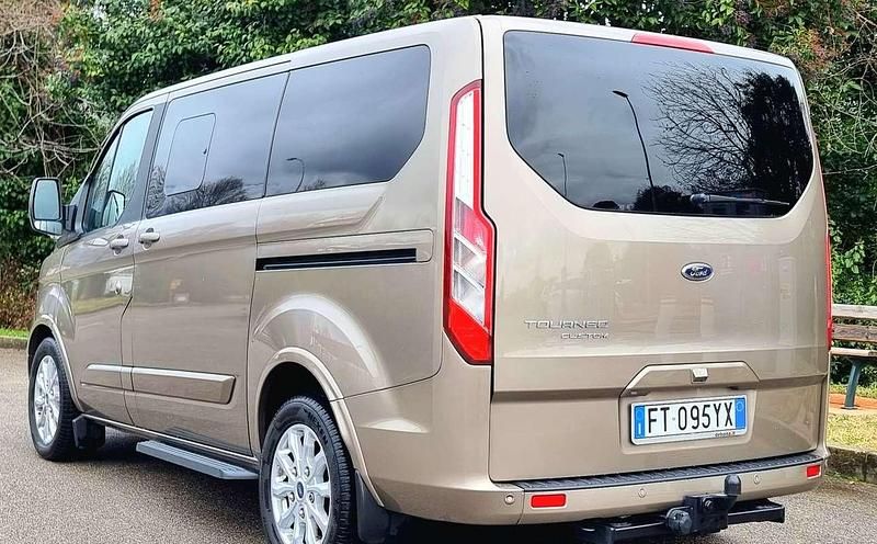 Usata Ford Tourneo Custom Titanium 131 CV (96 kW) 2019 Furgone