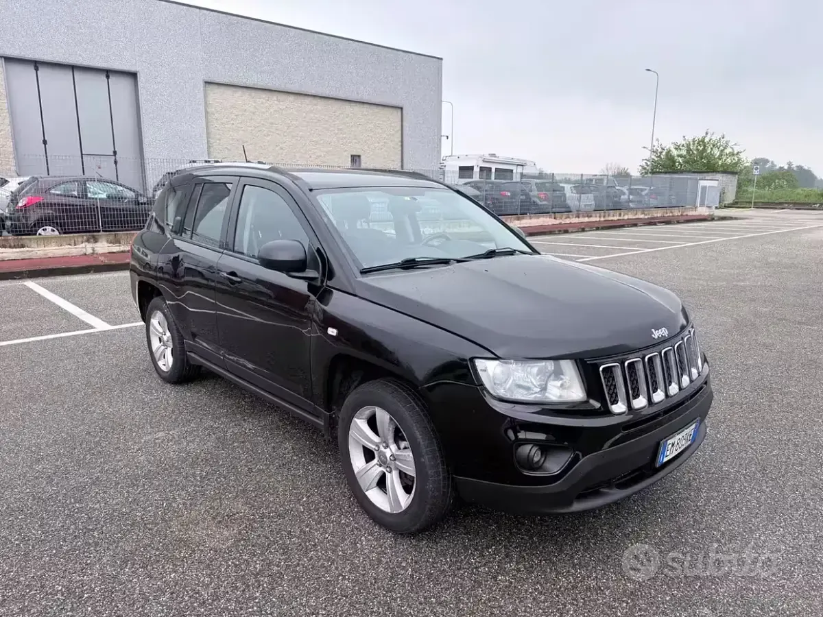 Usata Jeep Compass Limited 136 CV (100 kW) 2012 Nero SUV