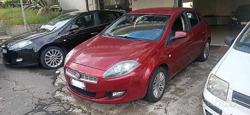 Usata Fiat Bravo Dynamic 120 CV (88 kW) 2011 Rosso Utilitaria