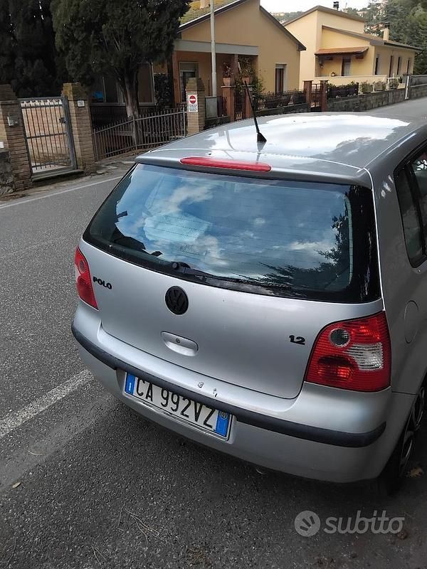 Usata VW Polo 2002 Grigio Berlina