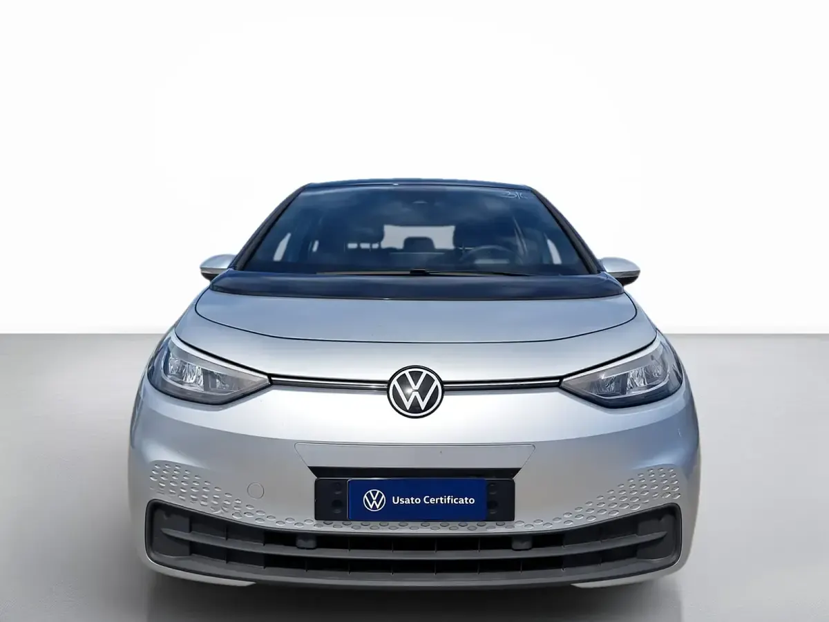 Usata VW ID.3 Pro Performance 150 kW (204 CV) 2023 Moon silver metallizzato nero Utilitaria