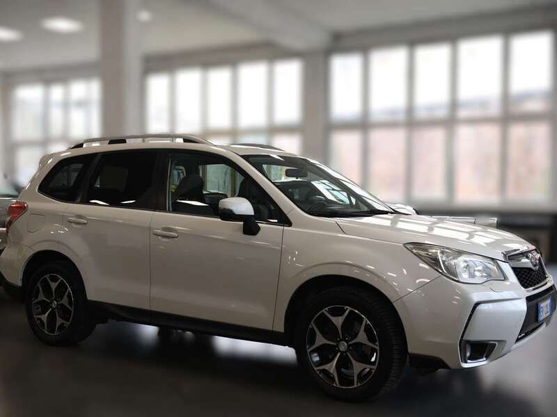 Usata Subaru Forester Exclusive+ 147 CV (108 kW) 2014 Bianco SUV