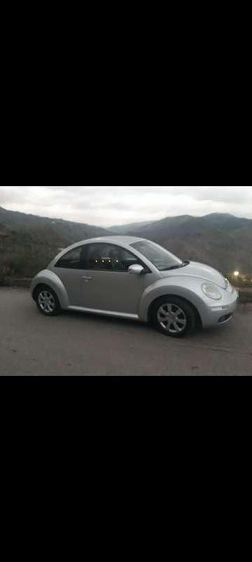 Usata VW New Beetle 105 CV (77 kW) 2006 Utilitaria