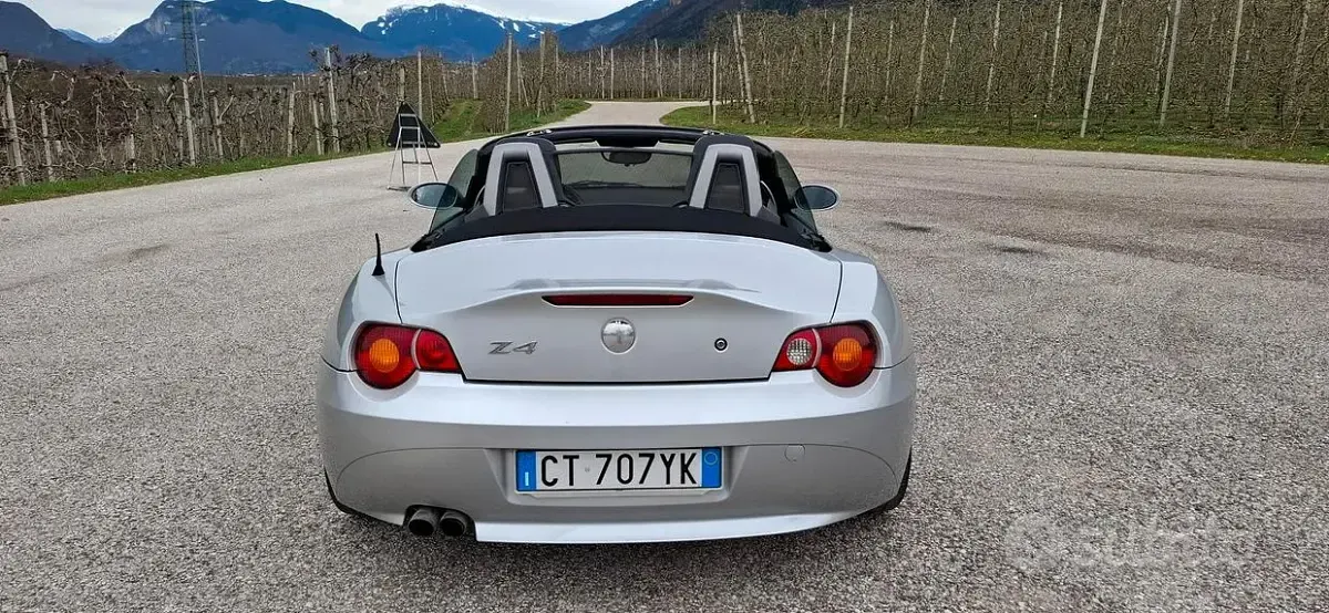 Usata BMW Z4 170 CV (125 kW) 2005 Argento Cabrio