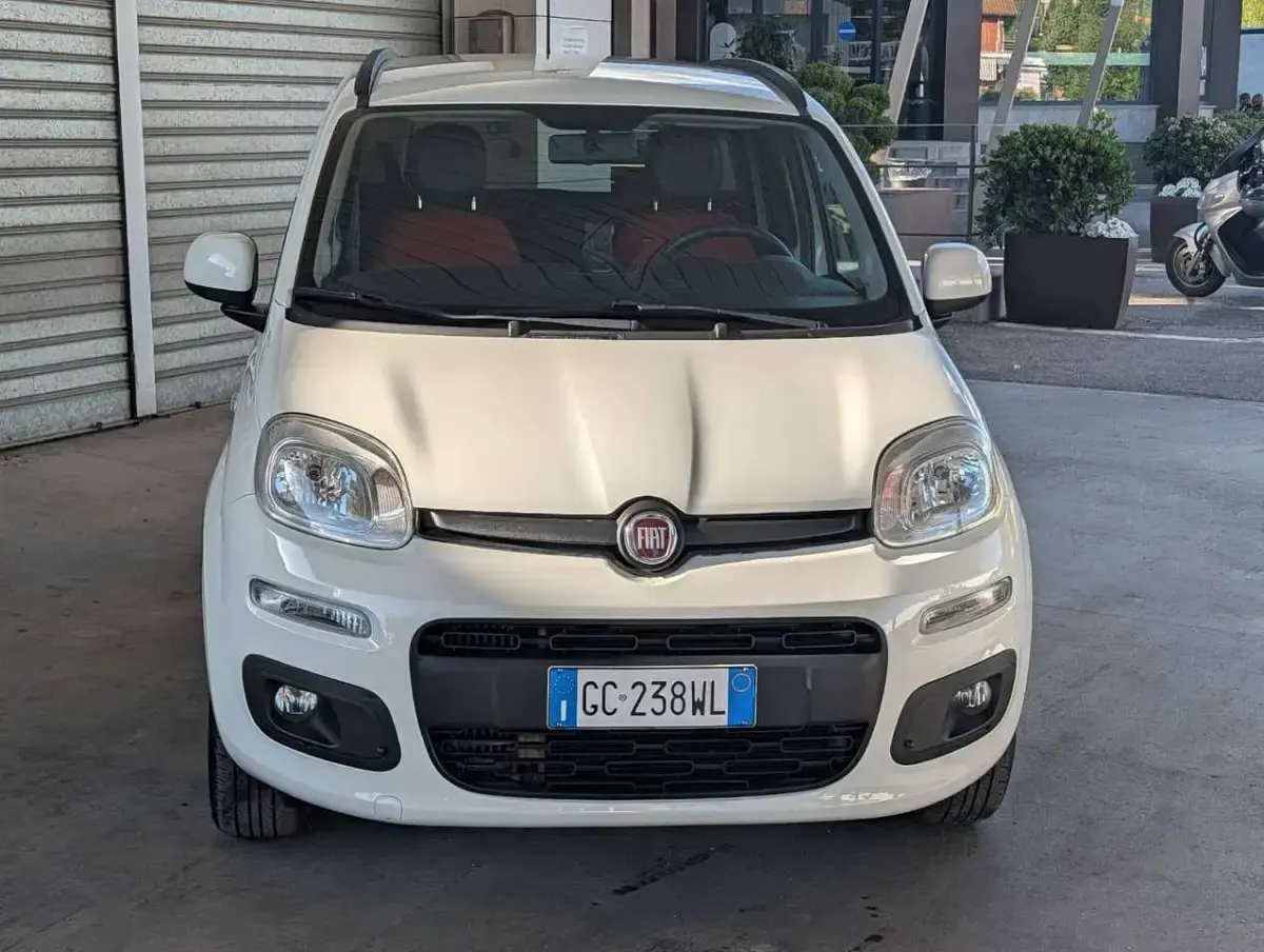 Usata Fiat Panda Lounge 71 CV (52 kW) 2020 Bianco Utilitaria