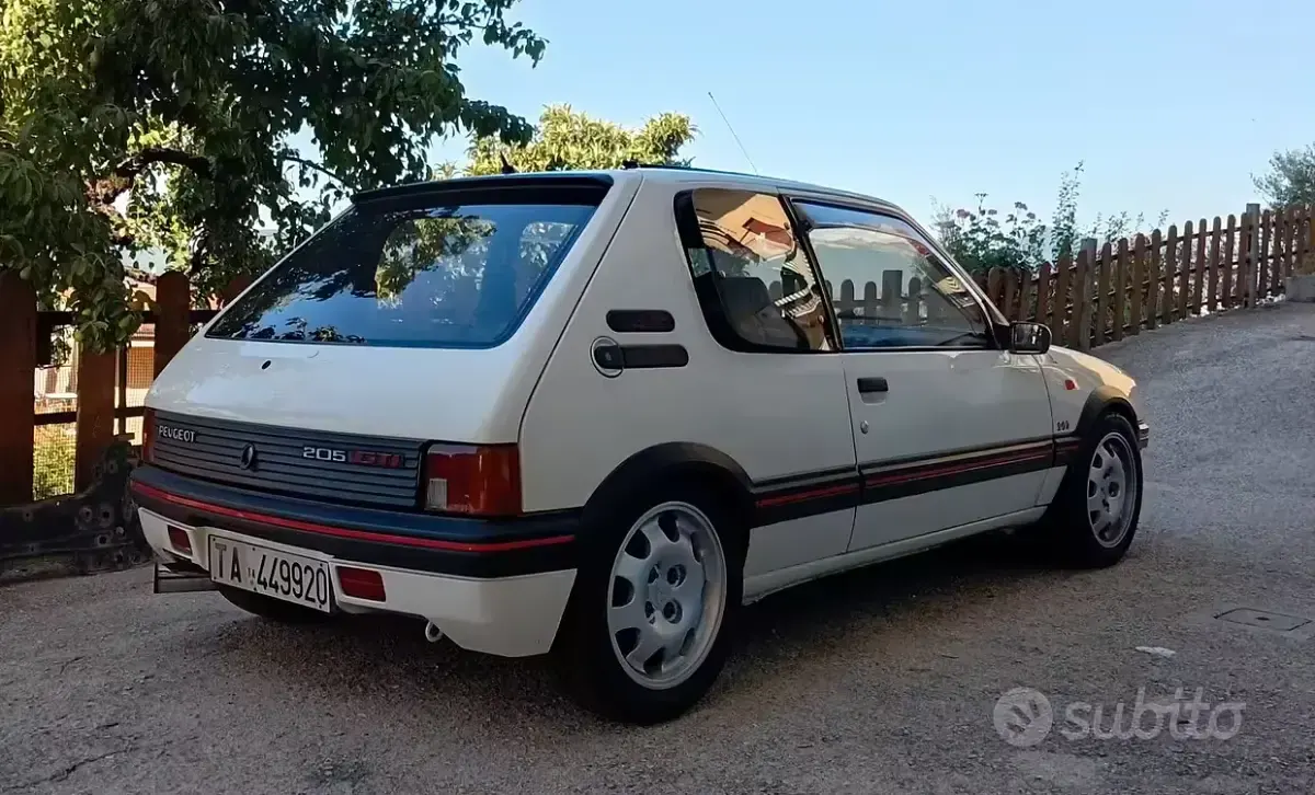 Usata Peugeot 205 113 CV (83 kW) 1990 Berlina