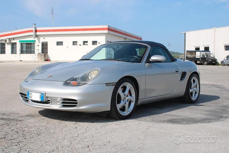 Grigio Usata 2003 Porsche Boxster Cabrio | 27.000 € (Buon prezzo) - Immagine 1/4