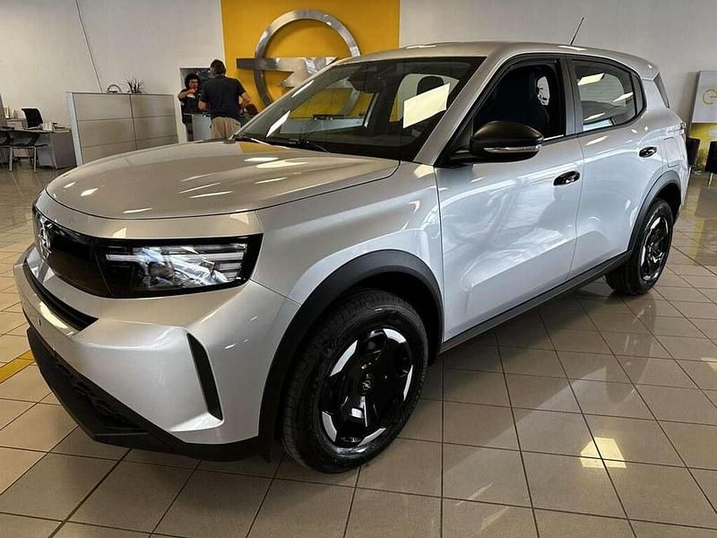 Kristall silver Nuova 2025 Opel Frontera Edition SUV | 22.790 € - Immagine 1/4