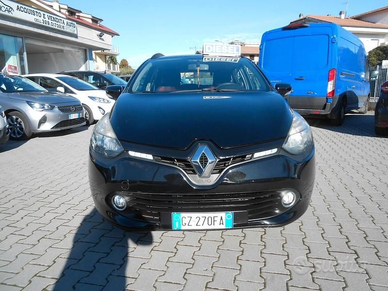 Usata Renault Clio GrandTour 75 CV (55 kW) 2016 Nero Station wagon