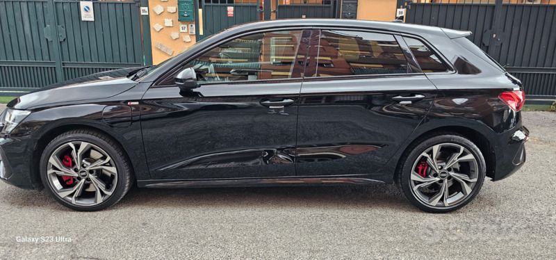 Usata Audi A3 e-tron Ambiente 245 CV (180 kW) 2021 Nero Utilitaria