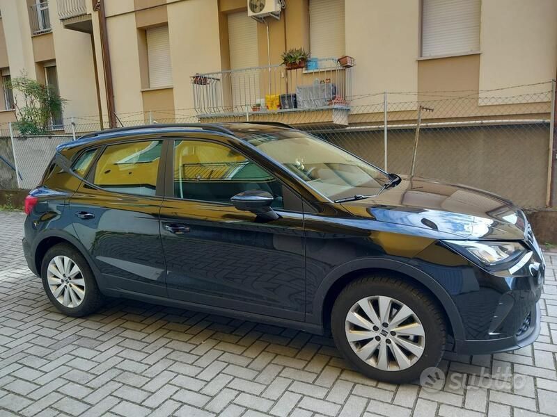 Nero Usata 2022 Seat Arona Style Plus SUV | 17.500 € (Cara) - Immagine 1/4
