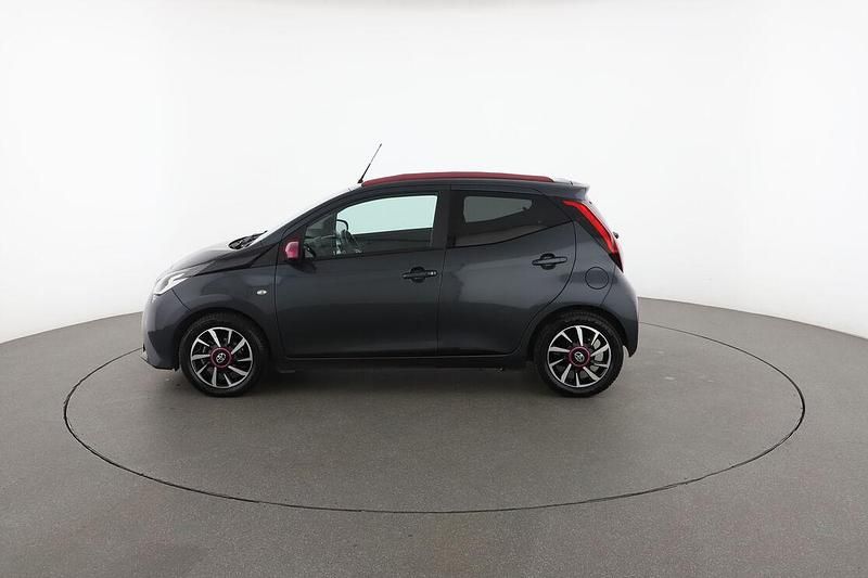 Usata Toyota Aygo X-wave 72 CV (52 kW) 2020 Grigio Utilitaria