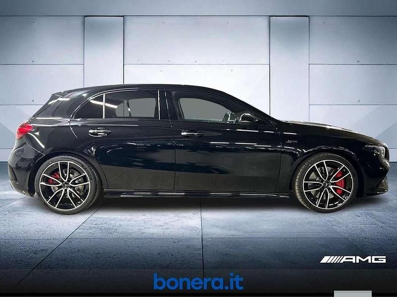 Nuova Mercedes A35 AMG Premium 306 CV (225 kW) 2026 Vernice nero cosmo Berlina