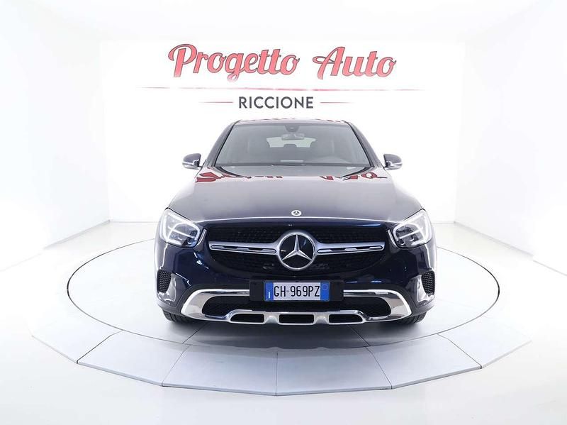 Usata Mercedes GLC200 Business 163 CV (119 kW) 2022 Cavansitblau SUV