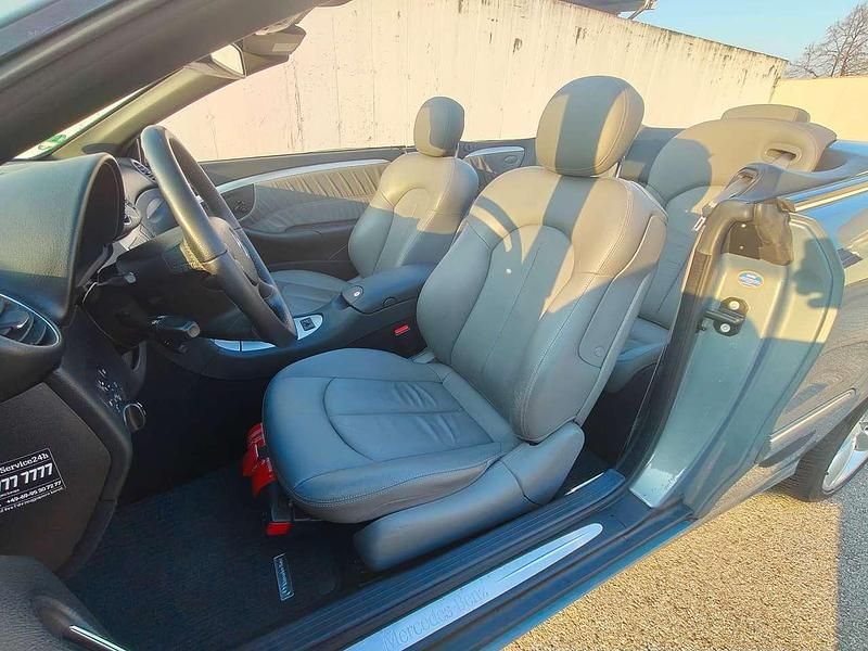 Usata Mercedes CLK200 Avantgarde 163 CV (119 kW) 2006 Grigio Cabrio