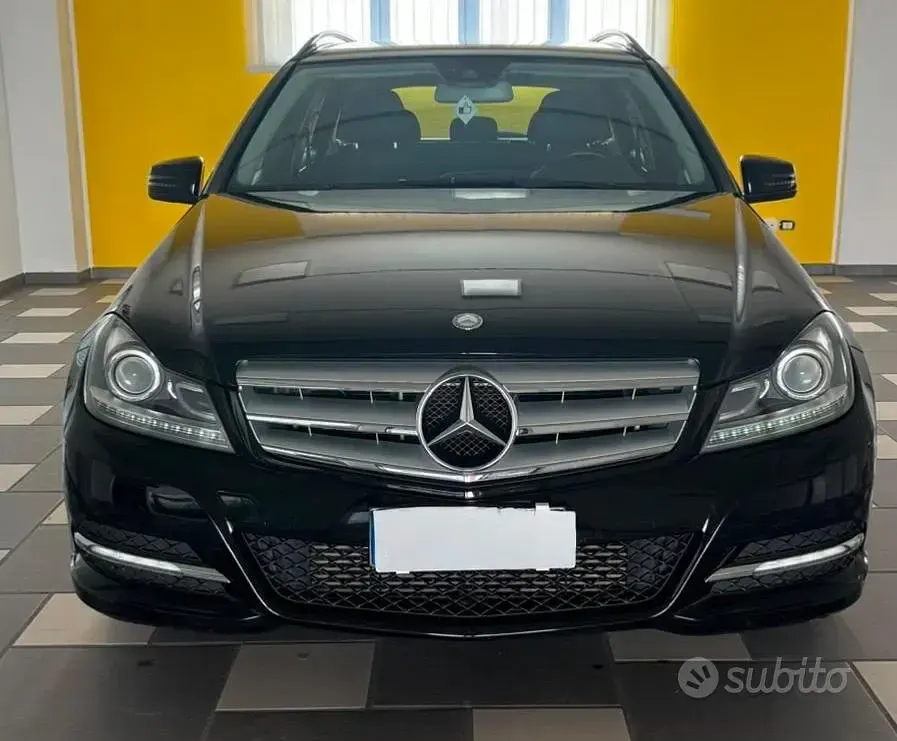 Usata Mercedes C200 Avantgarde 136 CV (100 kW) 2012 Nero Station wagon