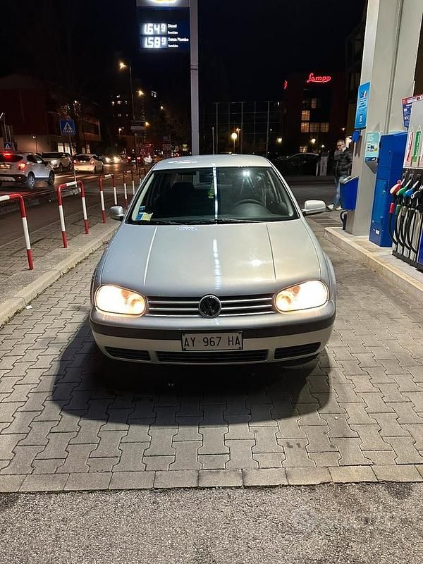 Usata VW Golf III 75 CV (55 kW) 1999 Grigio Utilitaria