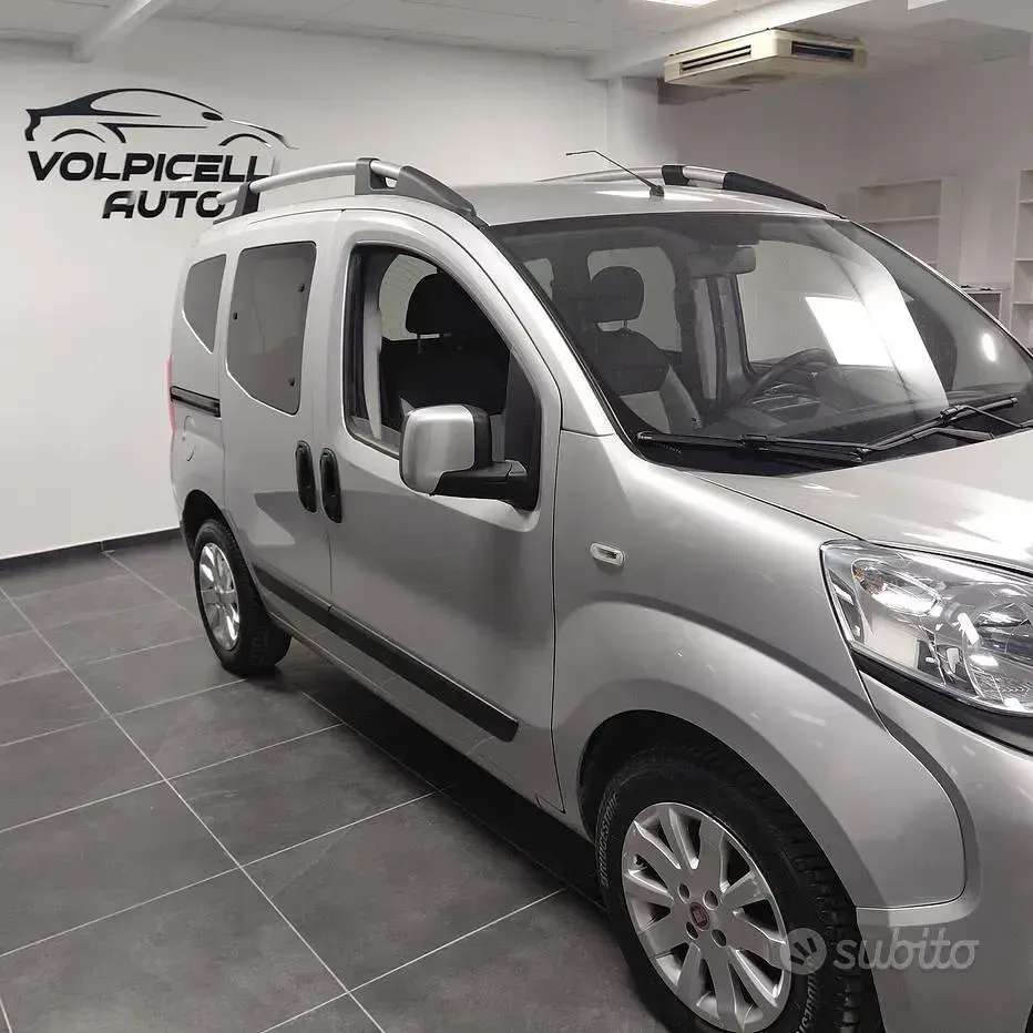 Usata Fiat Qubo Trekking 95 CV (69 kW) 2020 Grigio Monovolume