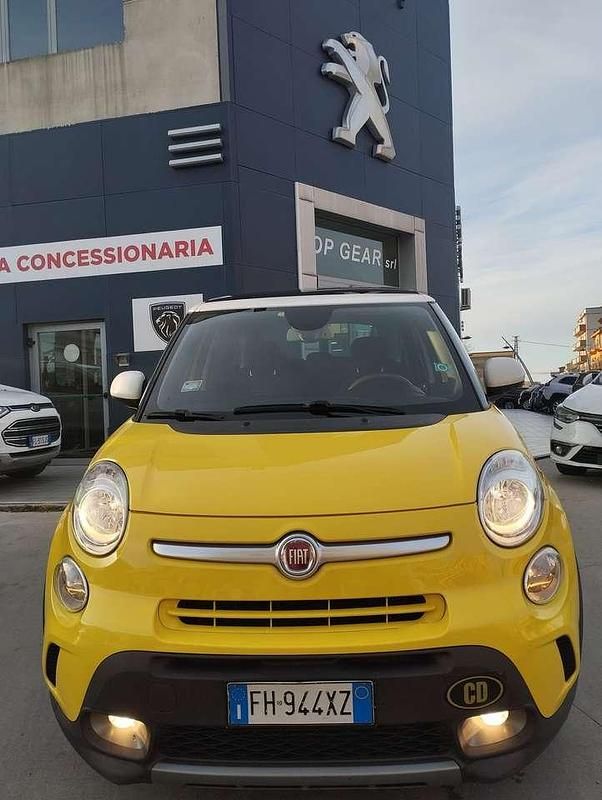 Usata Fiat 500L Trekking 105 CV (77 kW) 2014 Oro Monovolume