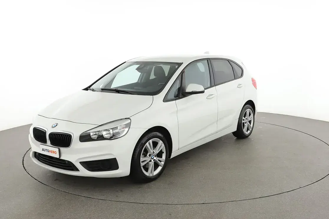 Käytetty BMW 214 Active Tourer Basis 95 HP (69 kW) 2016 Tila-auto