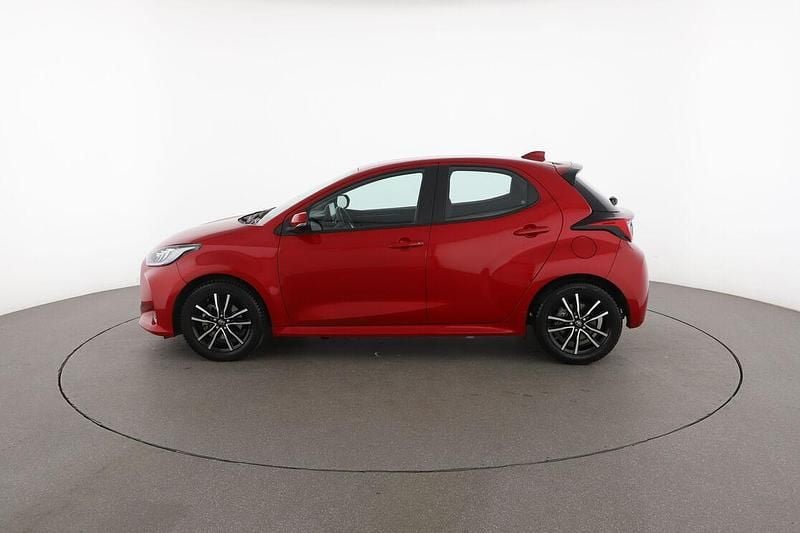 Usata Toyota Yaris Hybrid Trend 116 CV (85 kW) 2022 Rosso