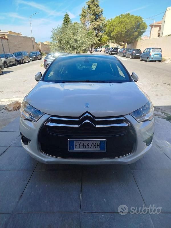 Usata Citroën DS4 110 CV (80 kW) 2014 Bianco Utilitaria