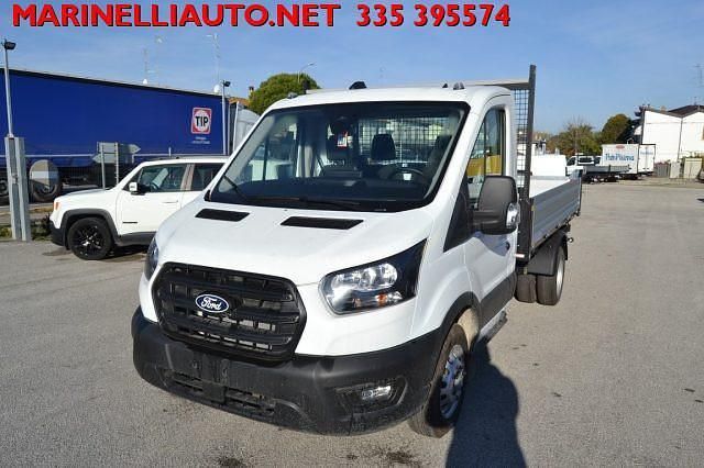 Usata Ford Transit 131 CV (96 kW) 2023 Bianco Monovolume