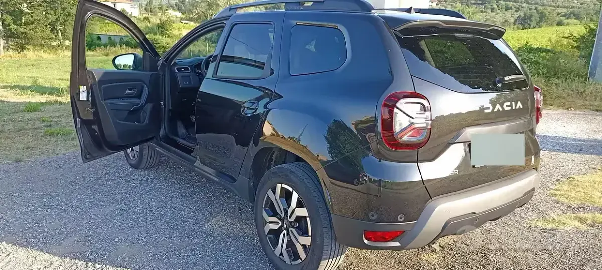 Usata Dacia Duster 101 CV (74 kW) 2023 Nero SUV