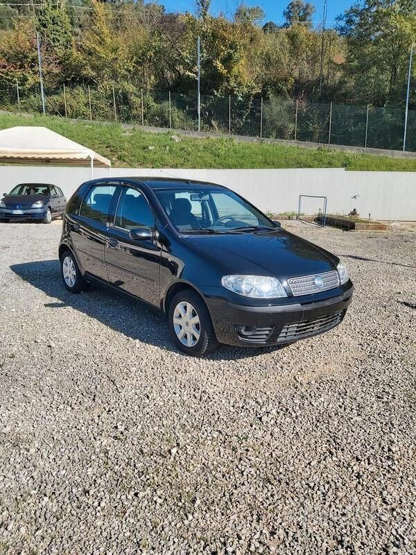 Nero Usata 2008 Fiat Punto Classica Due volumi | 5500 € - Immagine 1/4