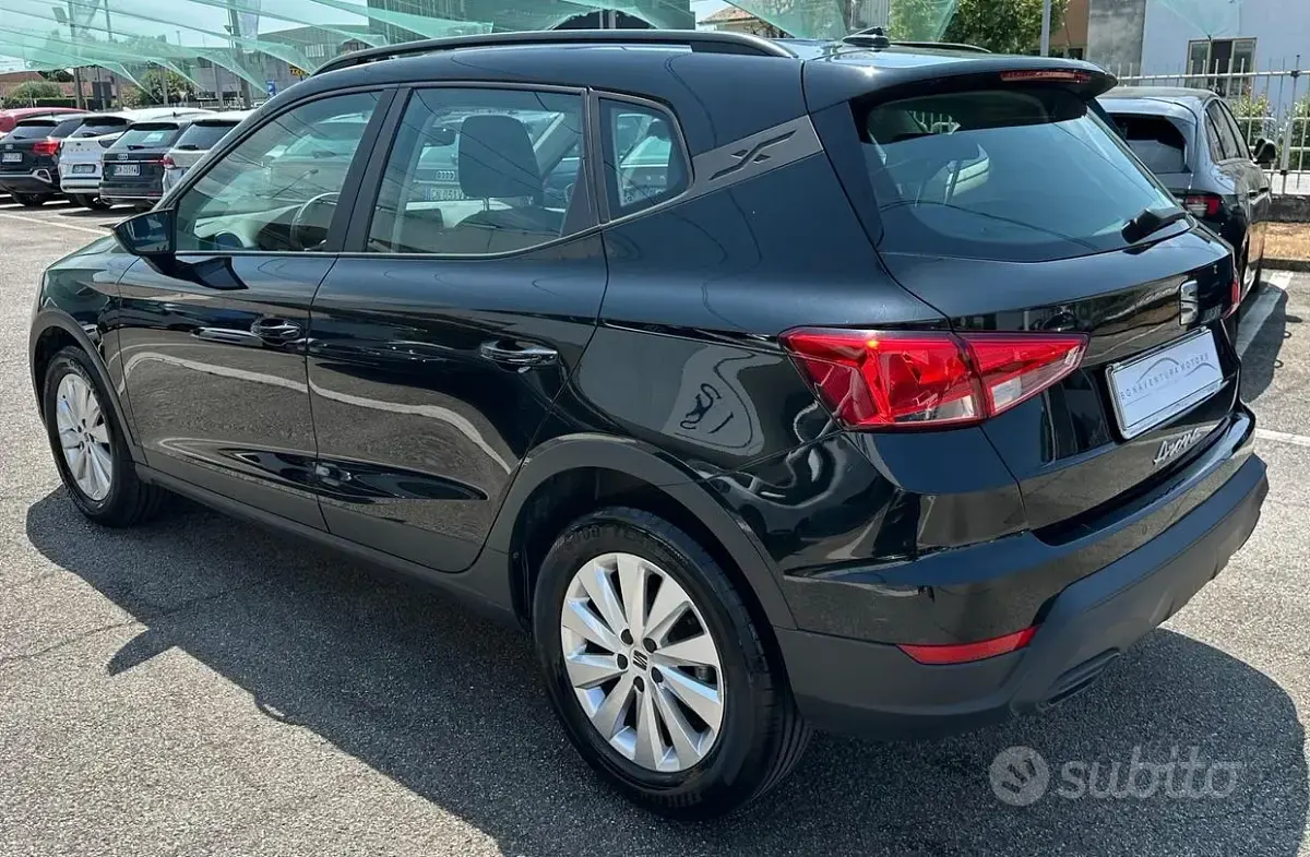 Usata Seat Arona 116 CV (85 kW) 2025 Nero SUV