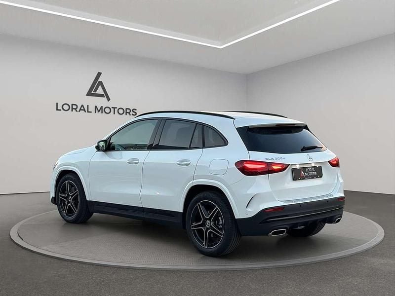 Nuova Mercedes GLA200 AMG Line Premium 150 CV (110 kW) 2026 Bianco SUV