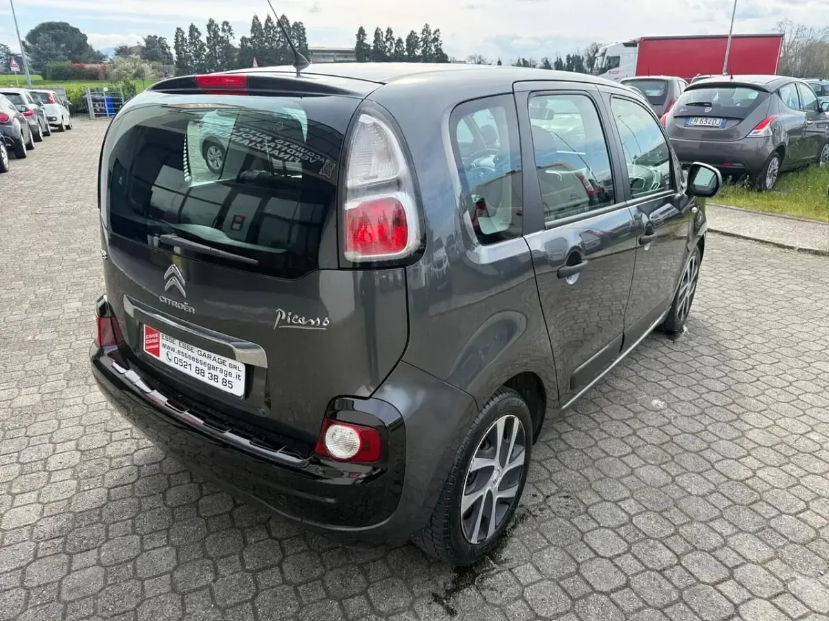 Usata Citroën C3 Picasso Attraction 92 CV (67 kW) 2013 Grigio Monovolume