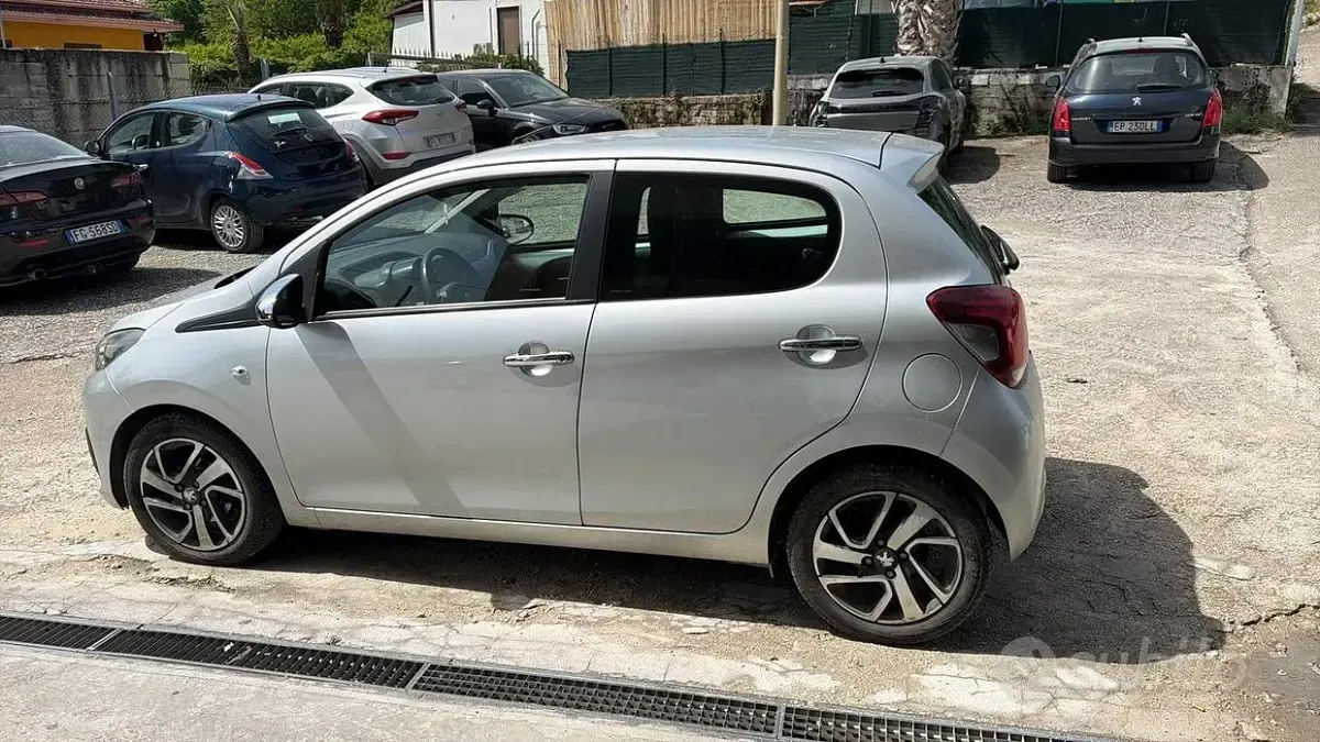 Usata Peugeot 108 72 CV (52 kW) 2019 Grigio Berlina