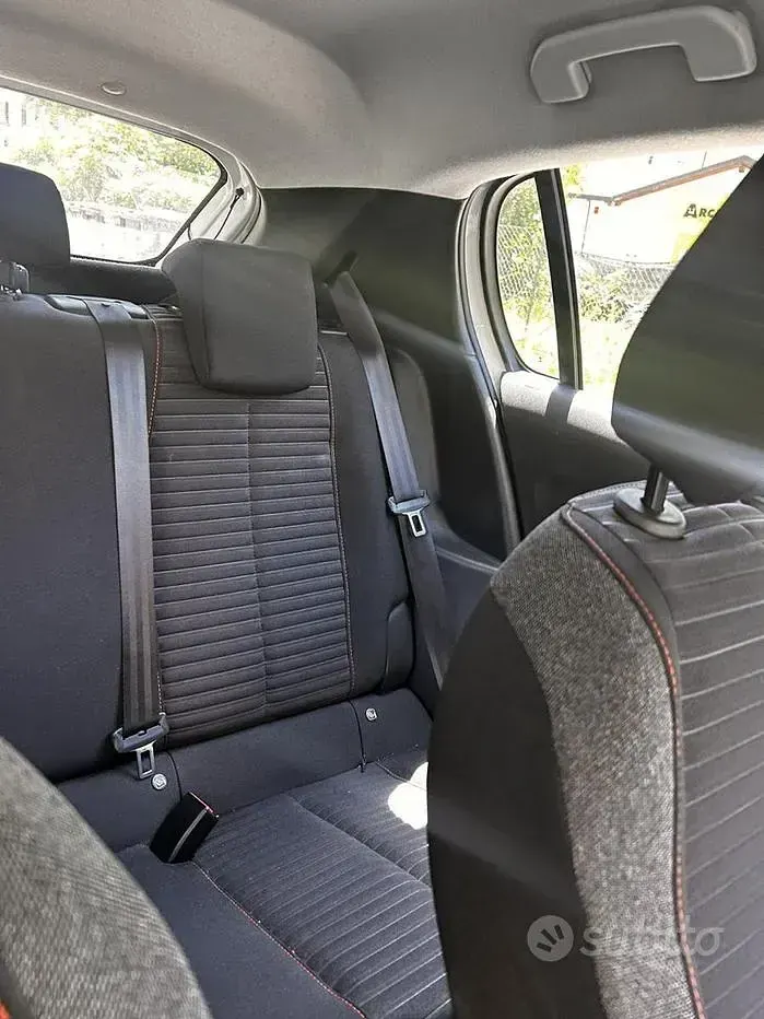 Usata Peugeot 208 101 CV (74 kW) 2021 Bianco Utilitaria