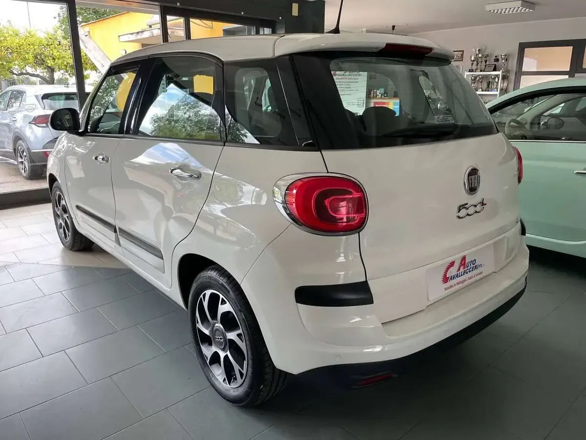 Usata Fiat 500L Lounge 95 CV (69 kW) 2019 Bianco Monovolume