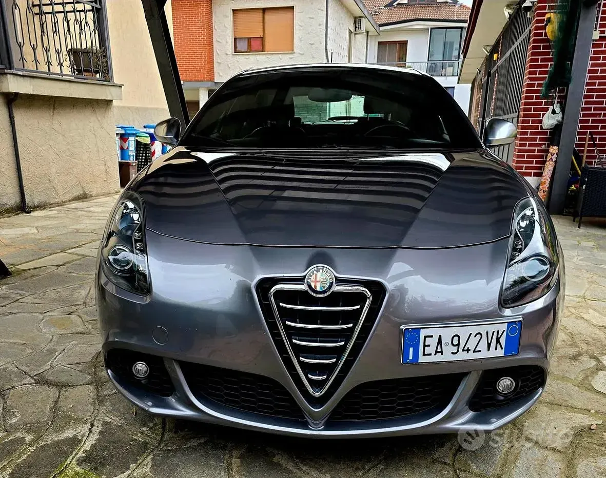 Usata Alfa Romeo Giulietta 170 CV (125 kW) 2011 Utilitaria