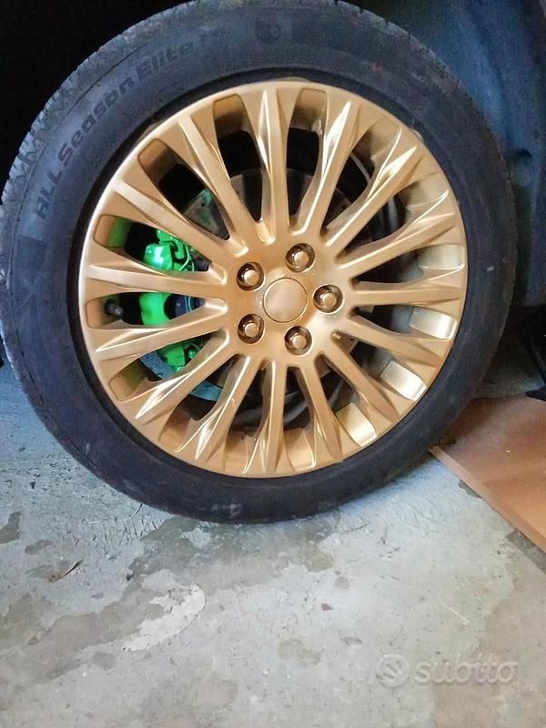 Usado Ford Focus 150 HP (110 kW) 2012 Cinzento Citadino