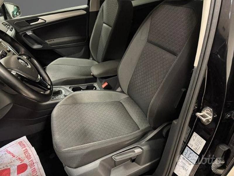 Usata VW Tiguan R-line 150 CV (110 kW) 2020 Nero SUV